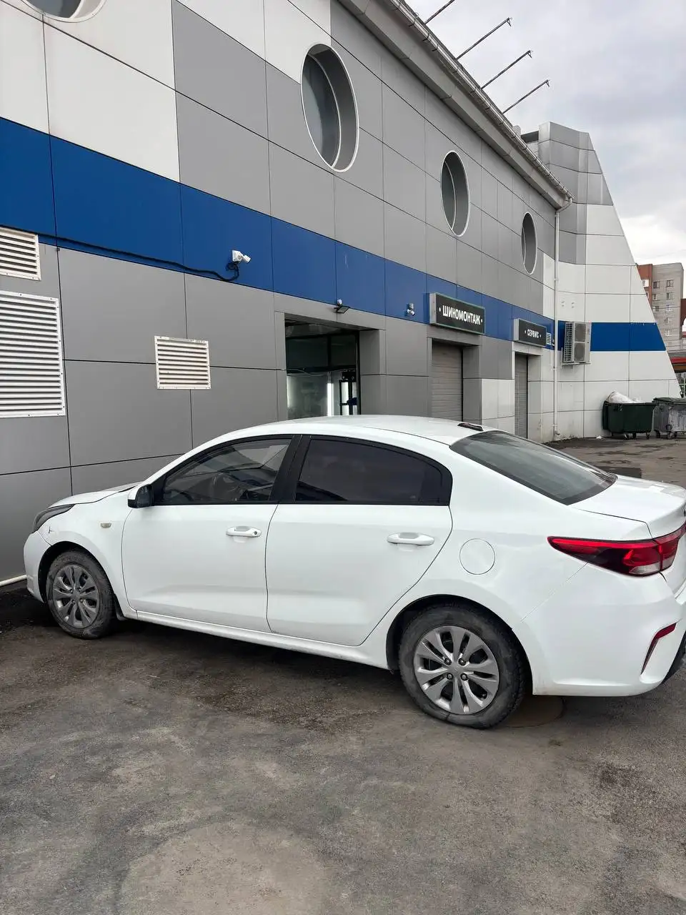 Продажа Kia Rio 2018 года с АКПП - Легковые автомобили (Авто) в Тюмень