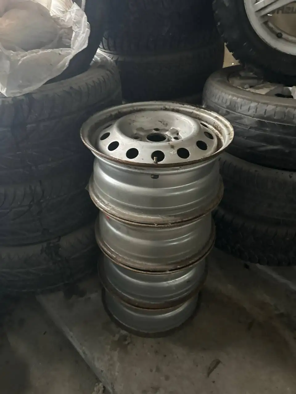 Диски 14 радиус БХ72 - Диски (Авто) в Тюмень