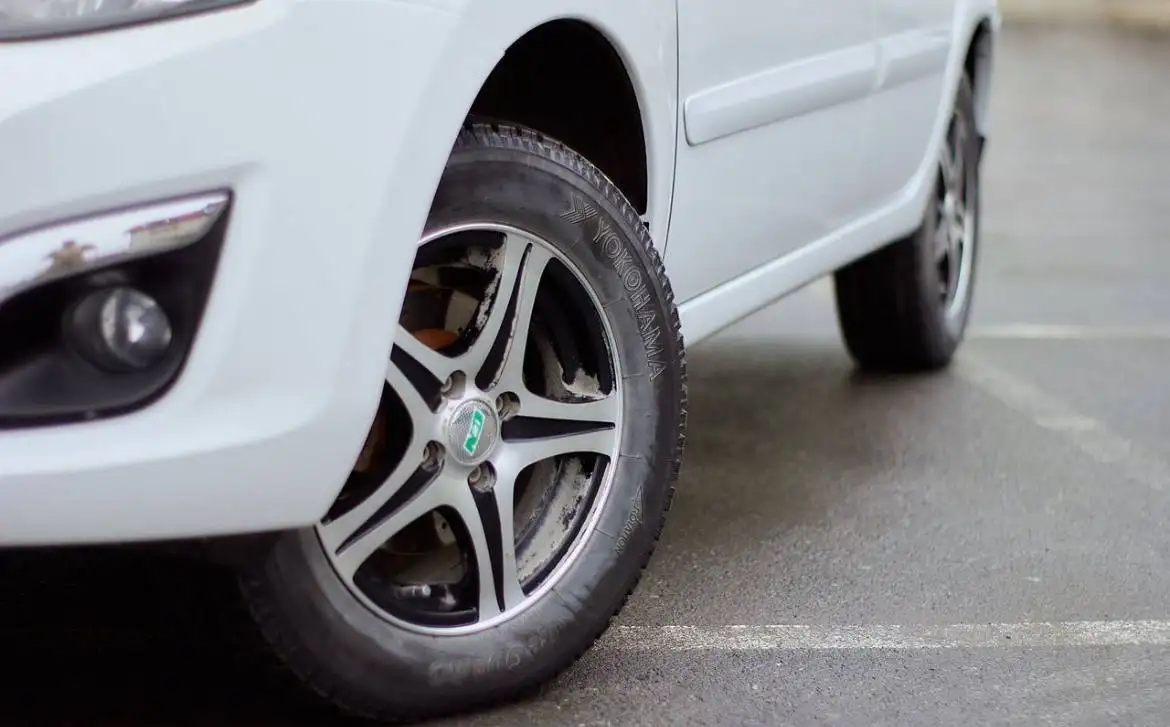 LADA Kalina 1.6 AT 2013 года с пробегом 115 000 км - Авто в Тюмень