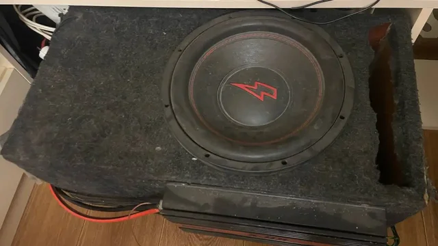 Продам через Автобарахолку Тюмень - BMW в Тюмень