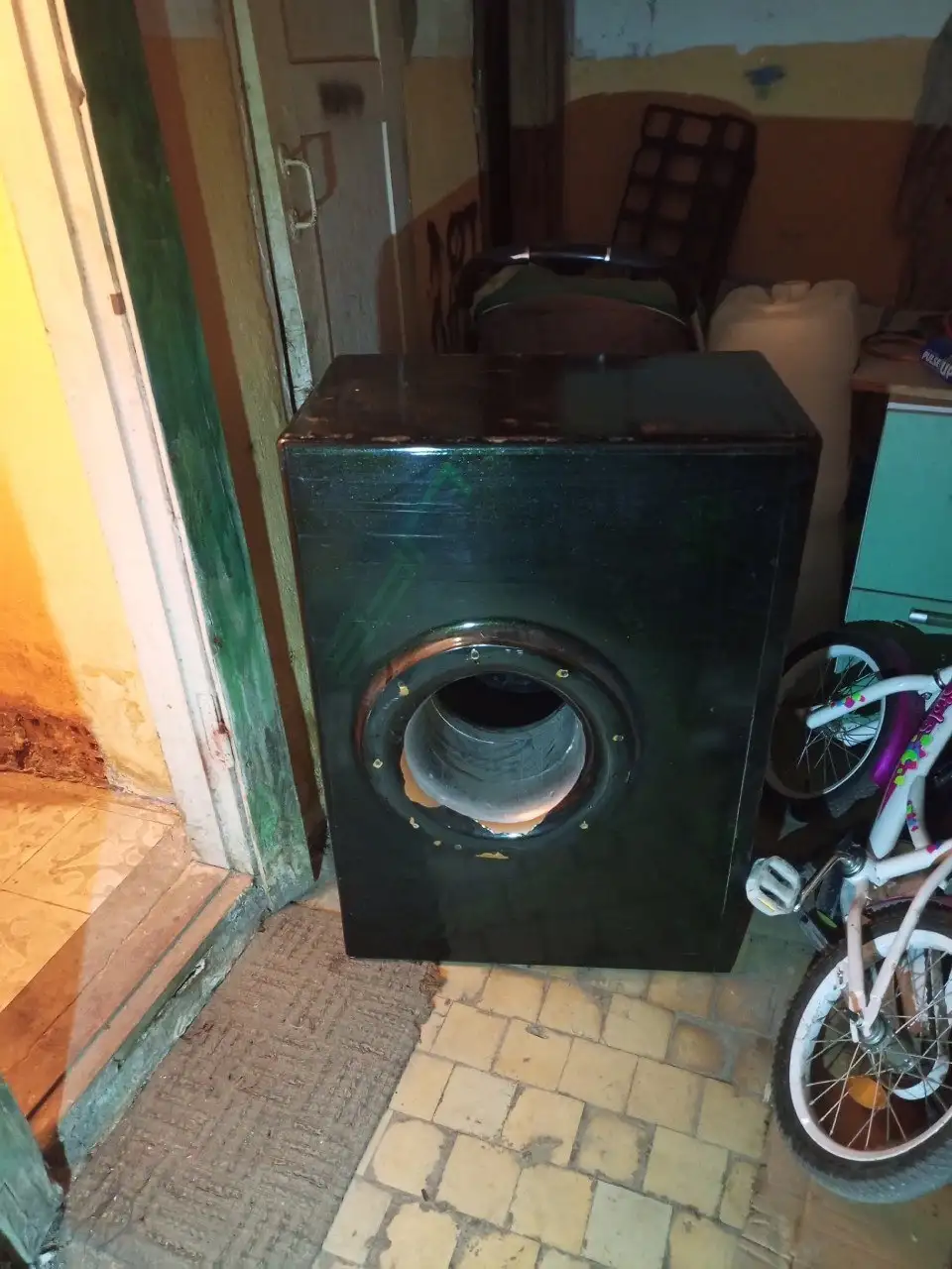 Продам короб - Запчасти в Тюмень