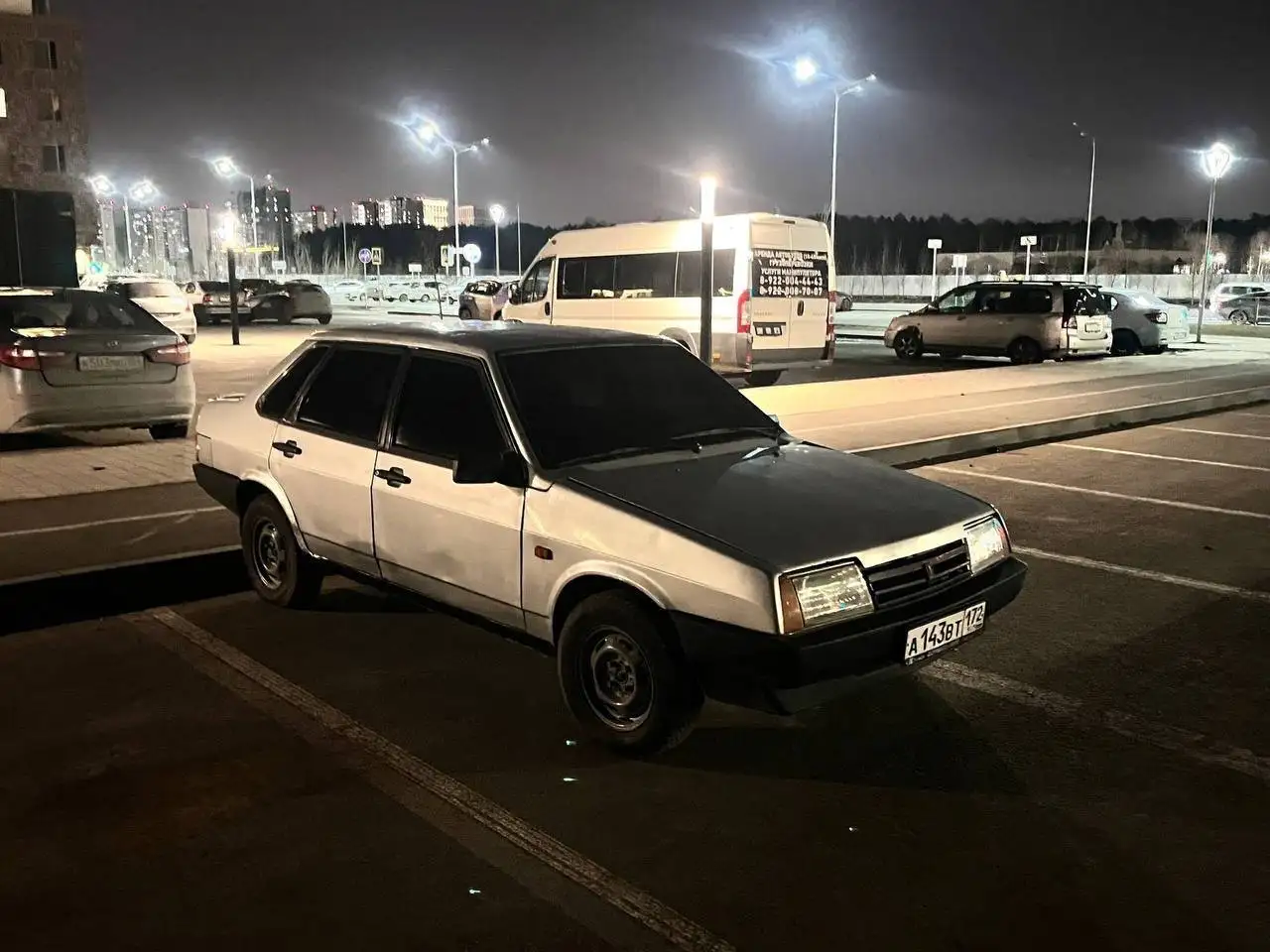 Продам ВАЗ 21099 2002 года выпуска с музыкой - Легковые автомобили (Авто) в Тюмень