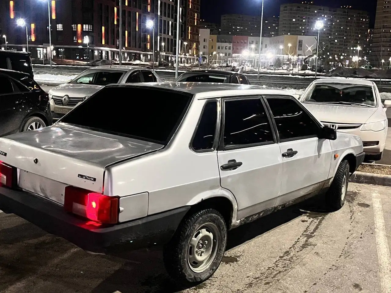 Продам ВАЗ 21099 2002 года выпуска с музыкой - Легковые автомобили (Авто) в Тюмень