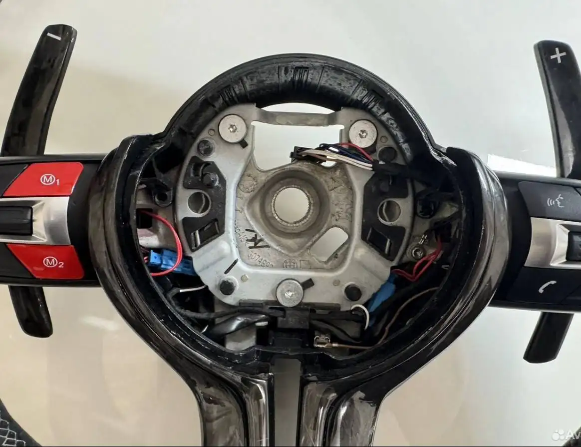 Руль от BMW - Автозапчасти (Запчасти) в Тюмень