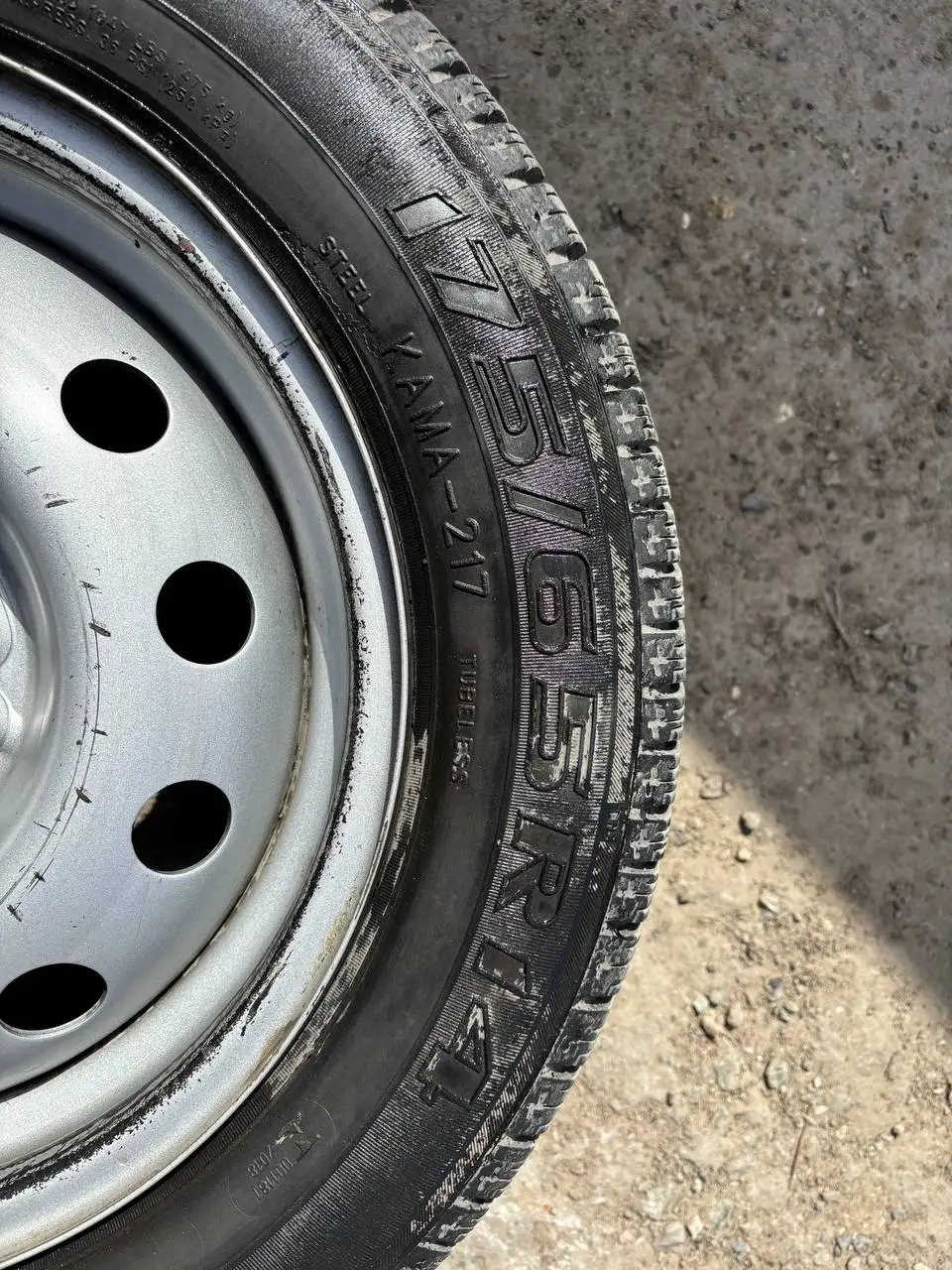 Продам комплект колес R14 - Запчасти (Авто) в Тюмень
