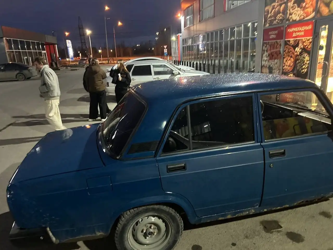 Продам ВАЗ 2107 2003 года выпуска - Легковые автомобили (Авто) в Тюмень