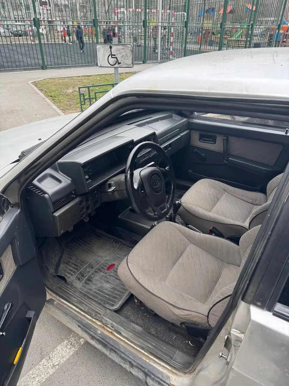 Продам ВАЗ 21099 2004 года люксовая комплектация - Легковые автомобили (Авто) в Тюмень