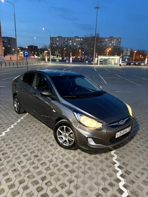Продам Hyundai Solaris 2011 года - Трициклы/Трицыклы в Тюмень