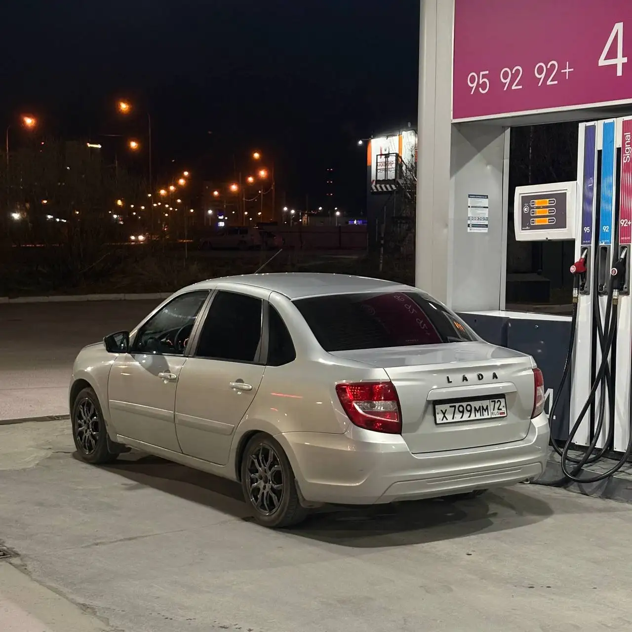 Продам Lada Granta 2019 года с пробегом 121 тыс. км - Авто в Тюмень