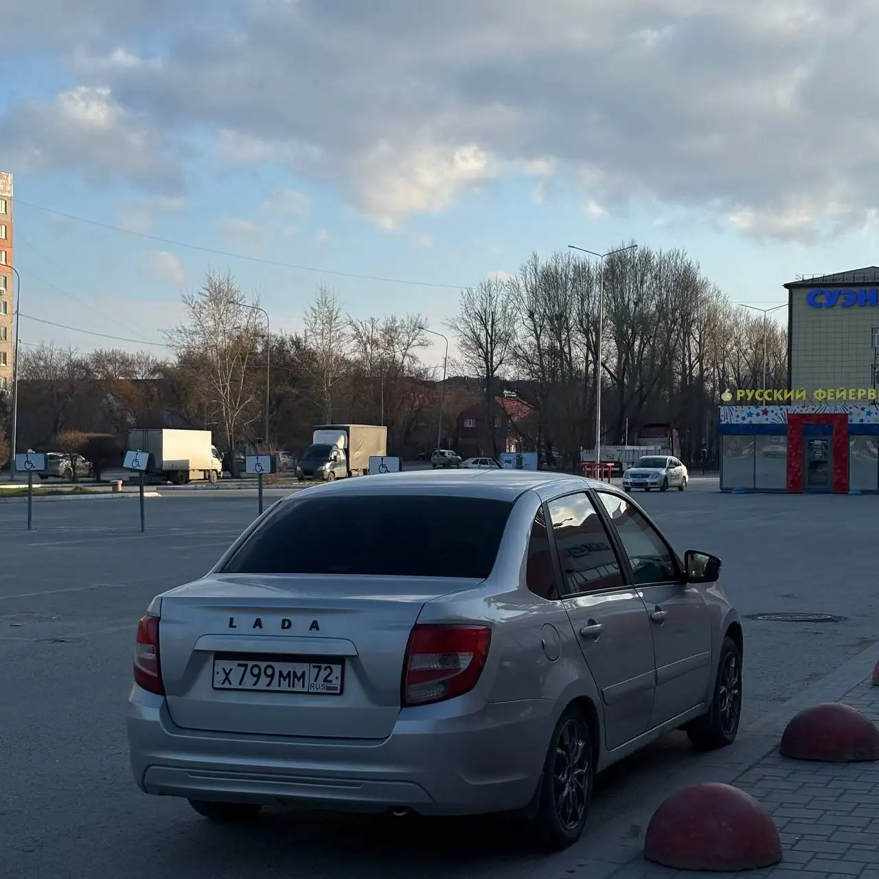 Продам Lada Granta 2019 года с пробегом 121 тыс. км - Авто в Тюмень