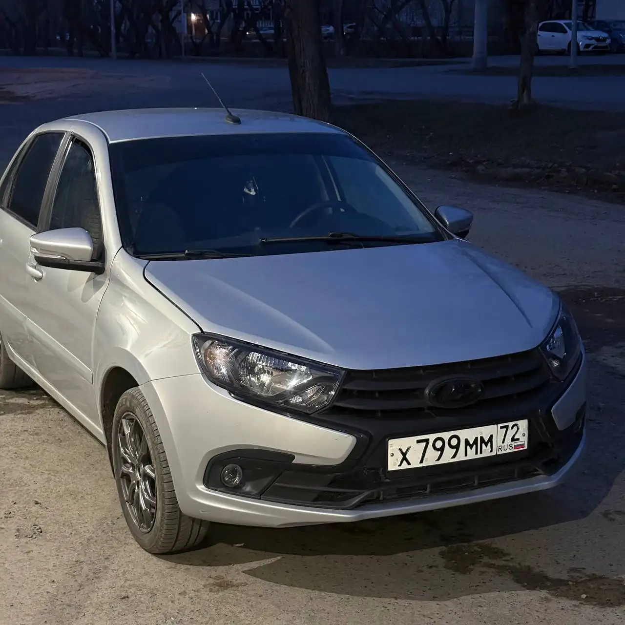 Продам Lada Granta 2019 года с пробегом 121 тыс. км - Авто в Тюмень