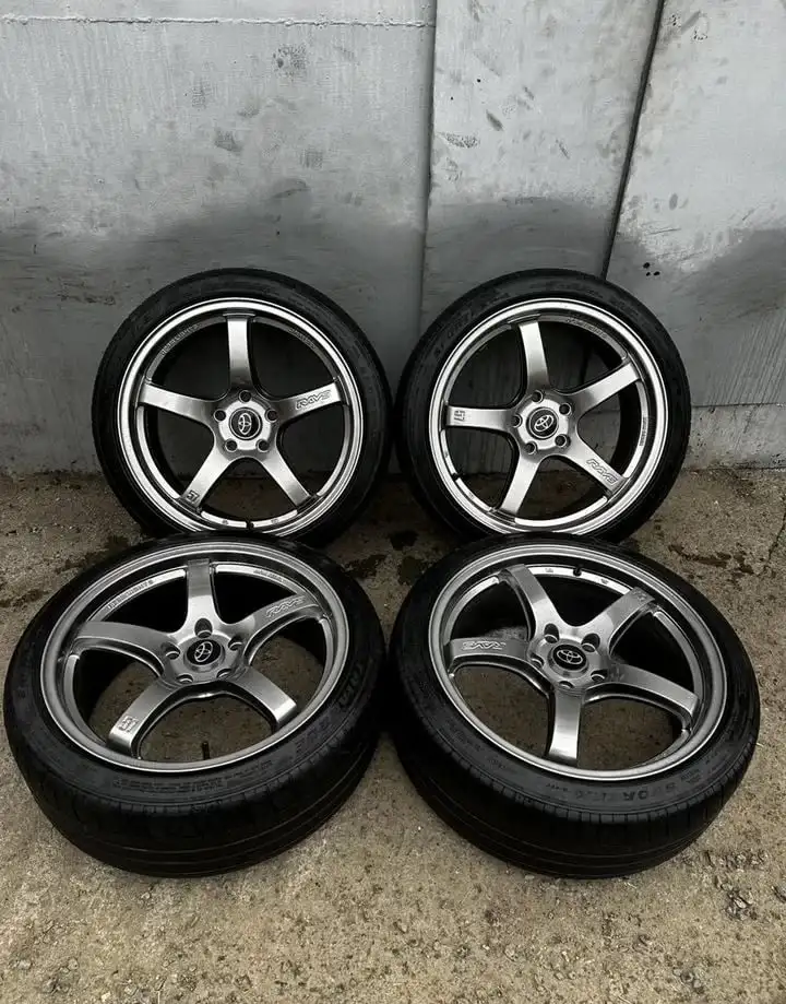 Комплект колес R18 5/114.3 - Колеса и шины (Авто) в Тюмень