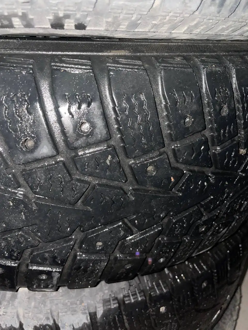 Шины R15 185/65 на добив - Шины (Авто) в Тюмень