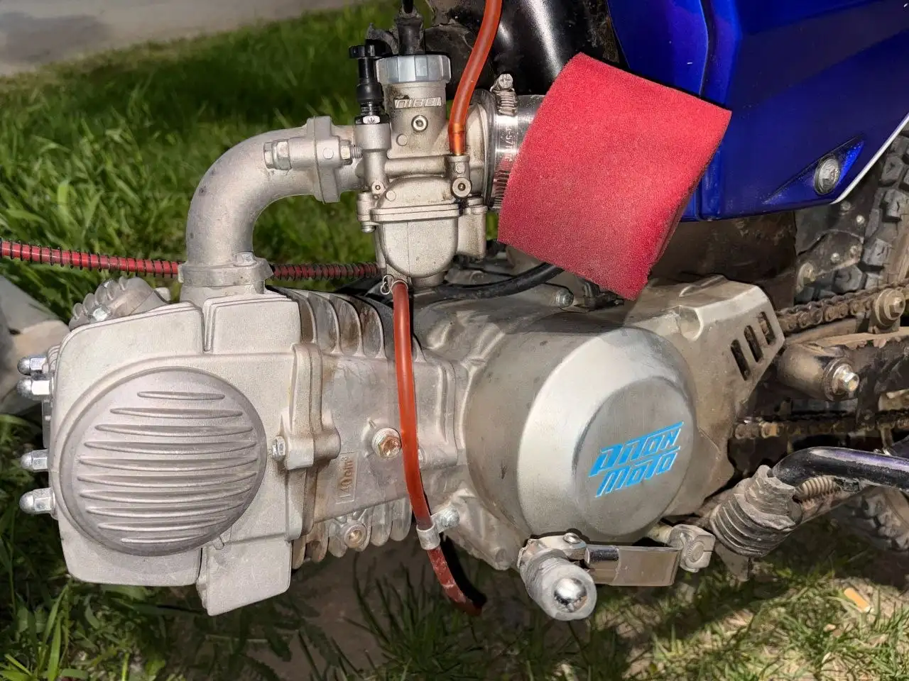 Продам альфу УХ140 - Автомобили (Авто) в Тюмень