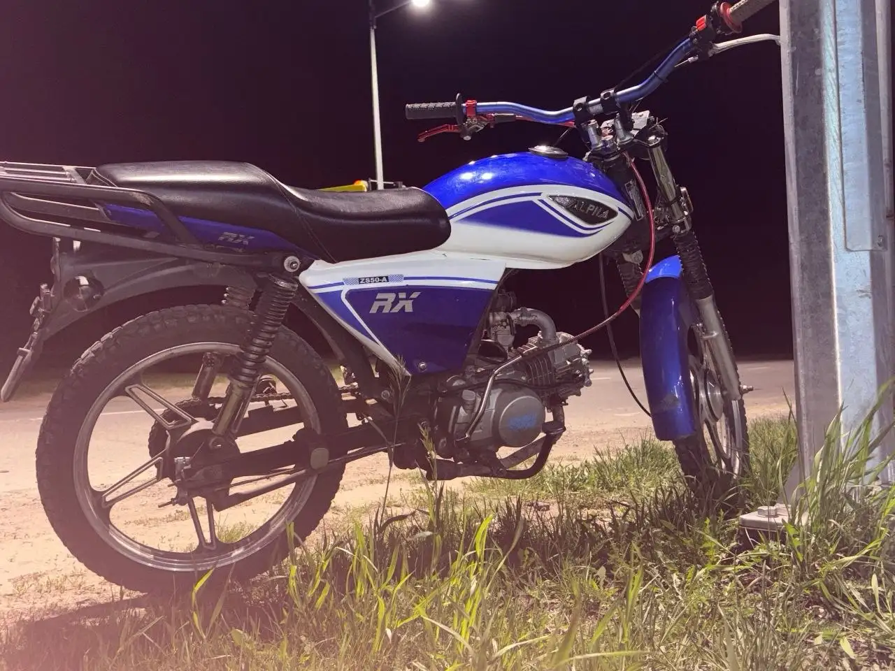 Продам альфу УХ140 - Автомобили (Авто) в Тюмень