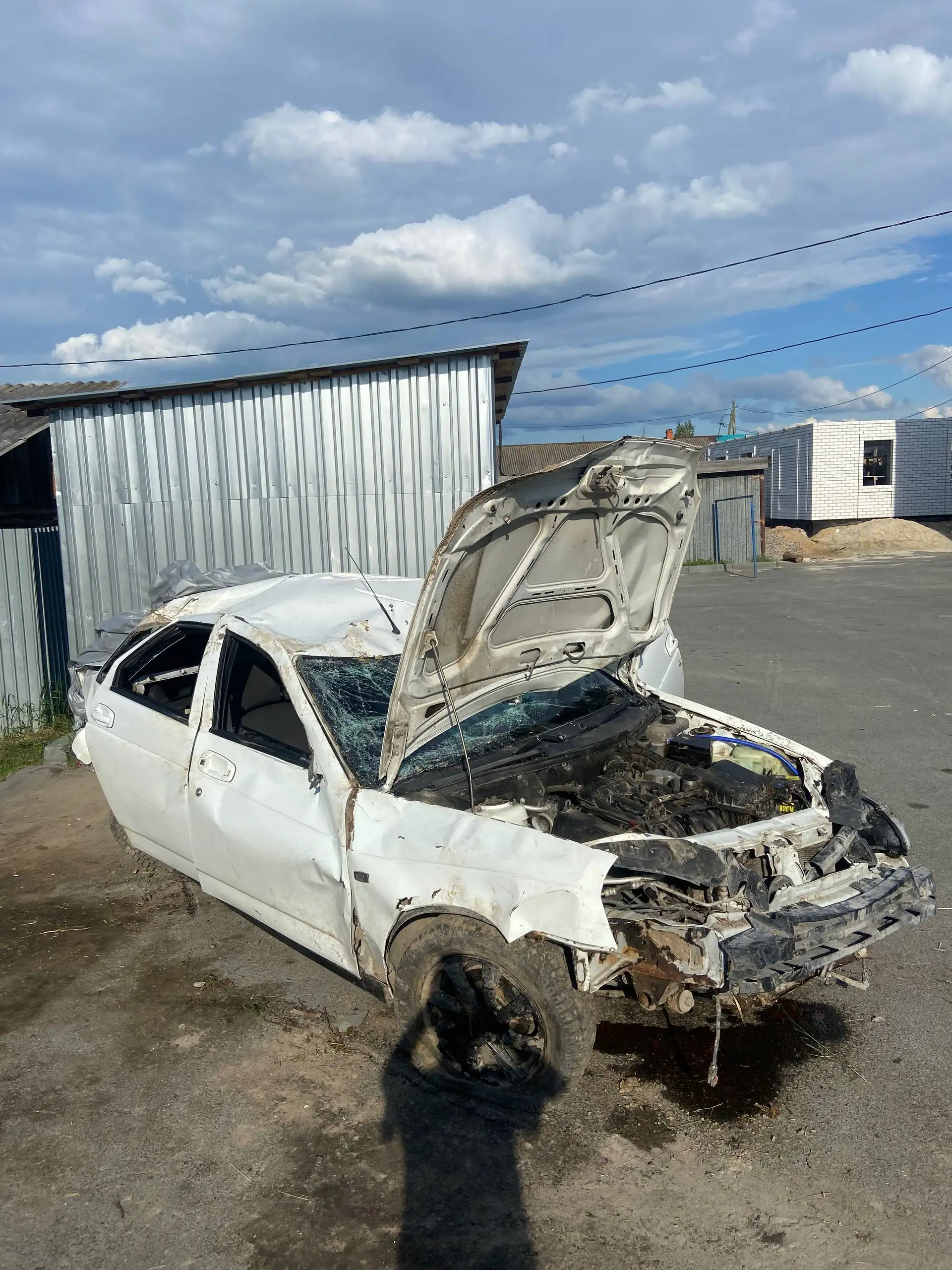 Продам Приору 2 люкс плюс после ДТП - Легковые автомобили (Авто) в Тюмень