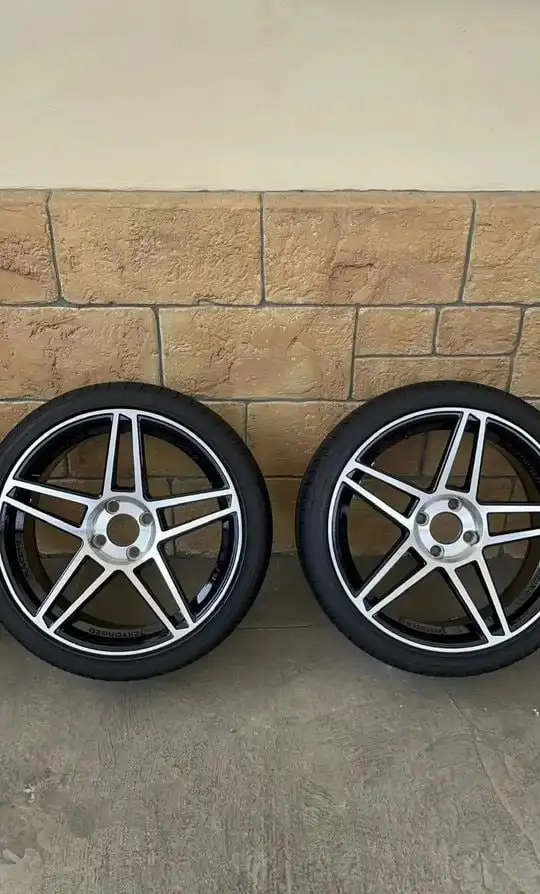 Колеса в сборе R17 205/40 - Шины и диски (Авто) в Тюмень