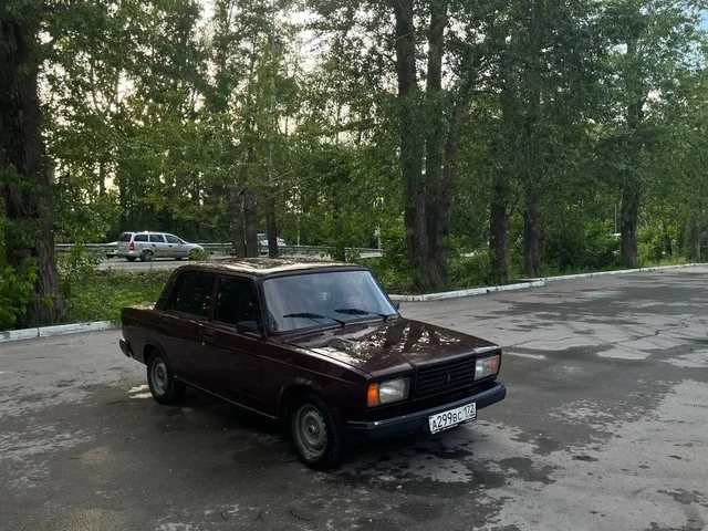 ВАЗ 2107 2005 инжектор - Руль в Тюмень