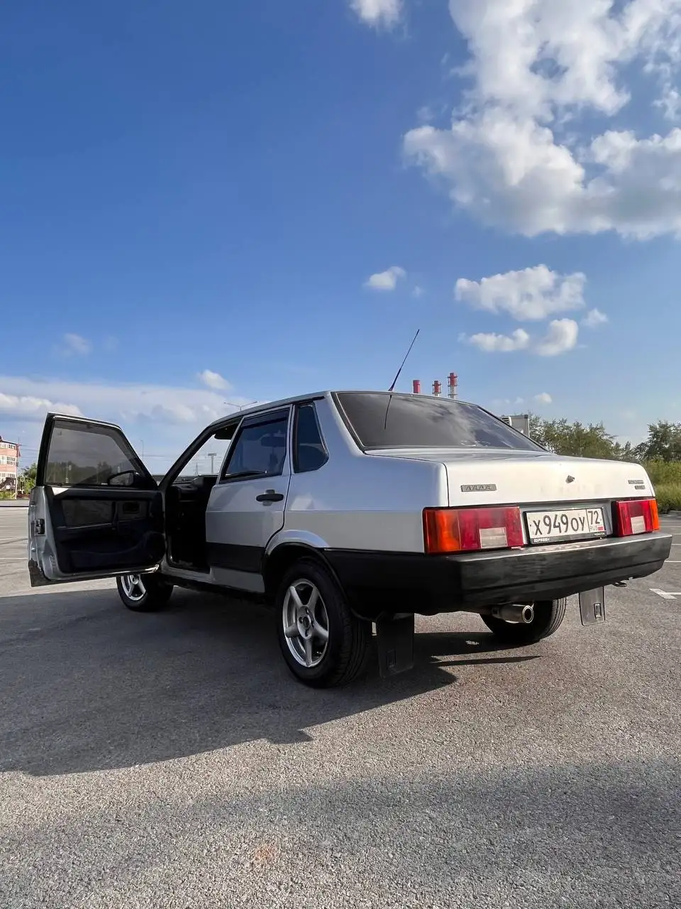 Продажа ВАЗ 21099 2004 года - Легковые автомобили (Авто) в Тюмень