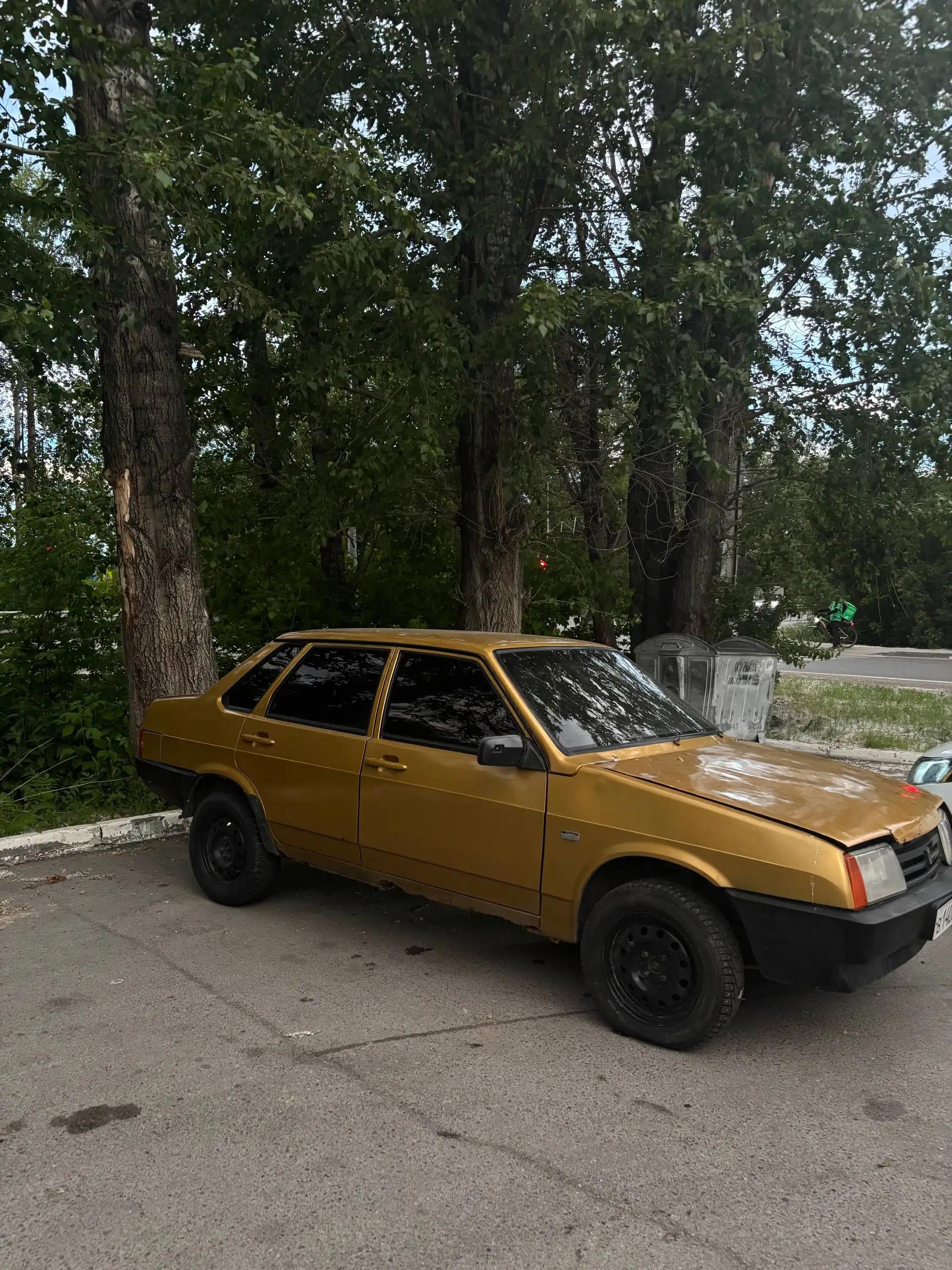 Ваз 21099 Золотая - Легковые автомобили (Авто) в Тюмень