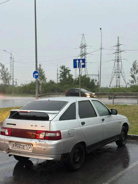 ВАЗ 2112 1.6 2004 г. - Автозапчасти и аксессуары в Тюмень