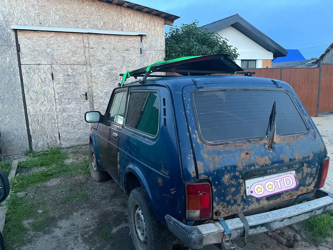 Нива Шевроле 10 год - Запчасти и аксессуары (Авто) в Тюмень