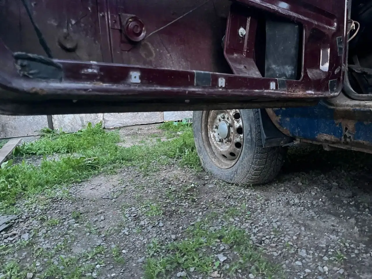 Нива Шевроле 10 год - Запчасти и аксессуары (Авто) в Тюмень