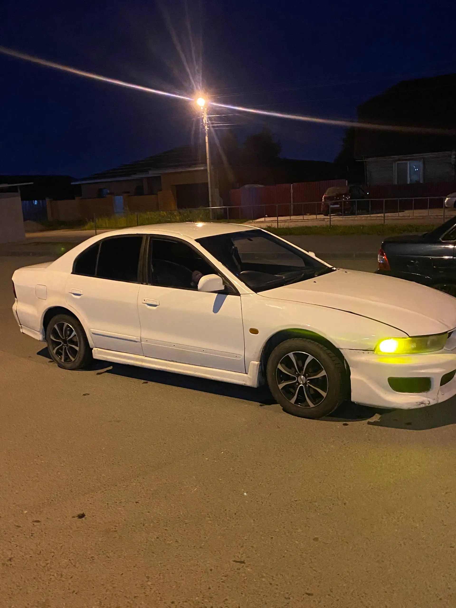 Ваз 2110 и Mitsubishi Galant - Легковые автомобили (Авто) в Тюмень