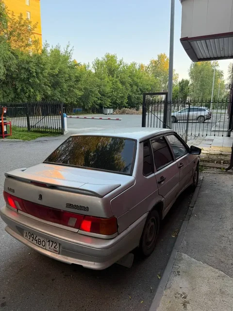 Автомобиль 2001 года - Покупка автомобиля в Тюмень