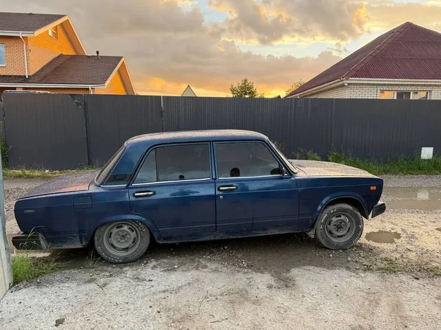 Продам ВАЗ 2107 1989 года - Авто в Тюмень