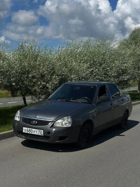 Toyota Camry 2011 - Авто в Тюмень