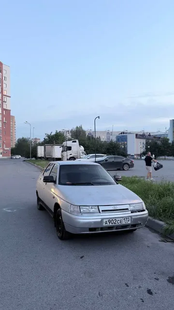 ВАЗ-2112 2003 года - Легковые автомобили в Тюмень
