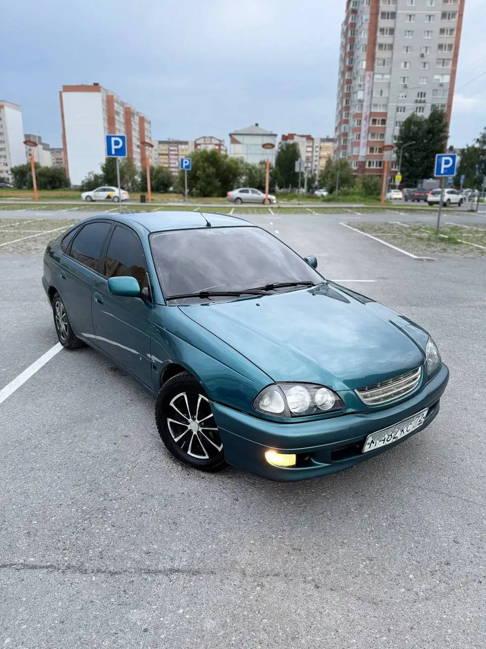 Toyota Avensis 1998 - Легковые автомобили (Авто) в Тюмень