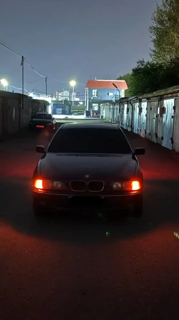 Продам BMW E39, 1997 год - Легковые автомобили в Тюмень