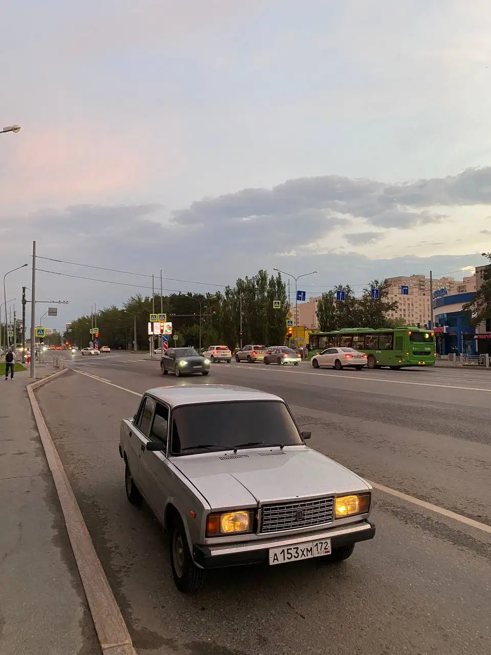Продам Приору 2010 года на штампах - Легковые автомобили (Авто) в Тюмень
