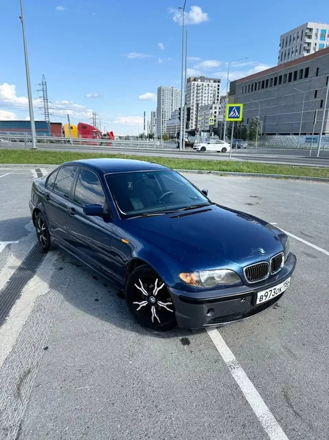 БМВ 3 серии E46 2004 года - ВАЗ 2108 в Тюмень