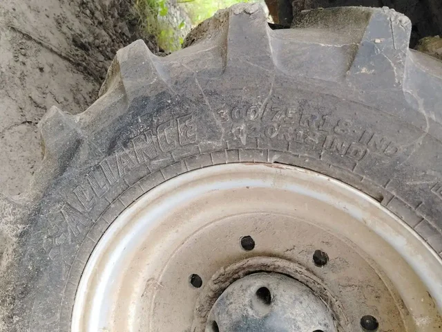 Грузовик или автобус в Тюмени - ВАЗ 2108 в Тюмень