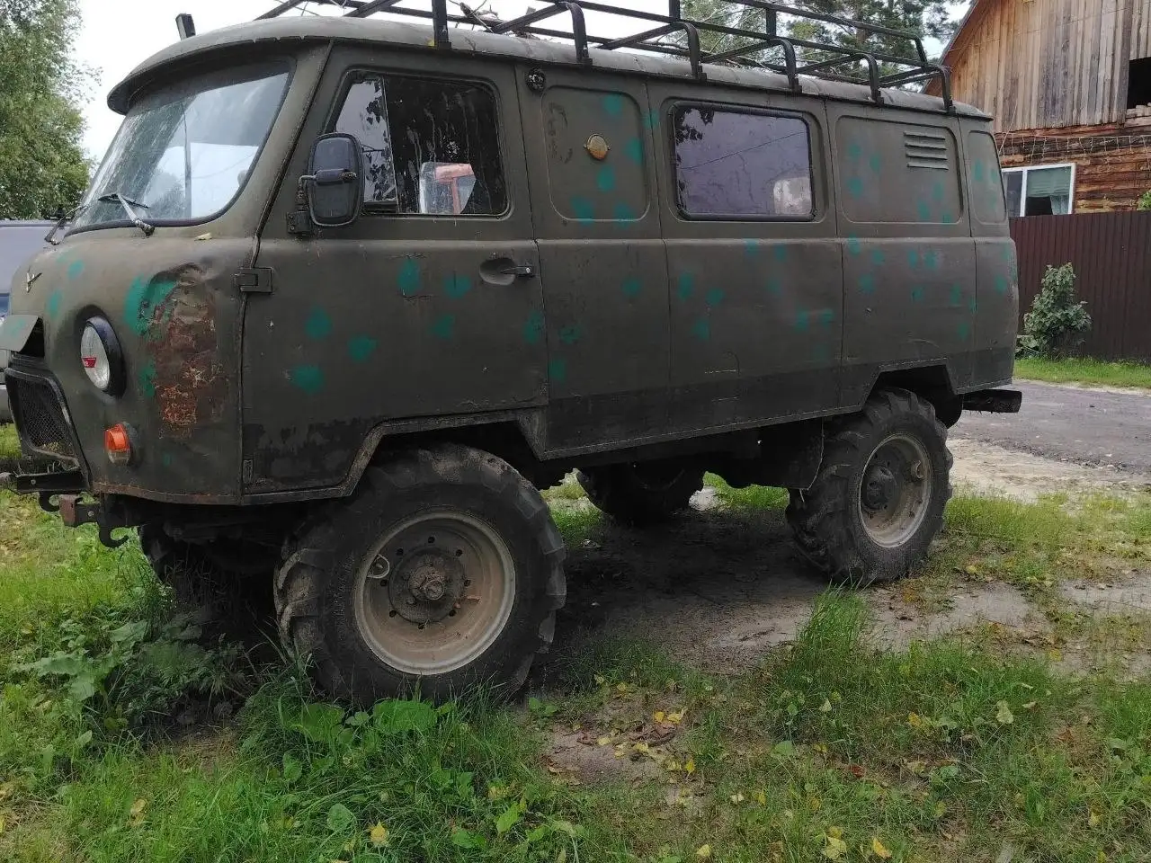 Грузовик или автобус в Тюмени - Грузовики (Авто) в Тюмень