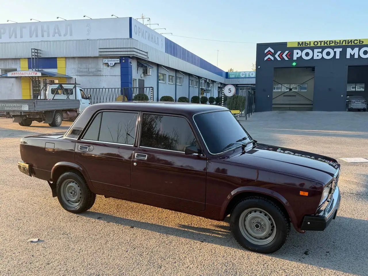 1 владелец, в родной краске, опрятный салон - Авто в Тюмень