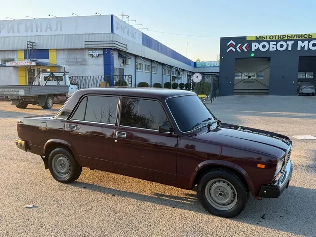 1 владелец, в родной краске, опрятный салон - Авто в Тюмень