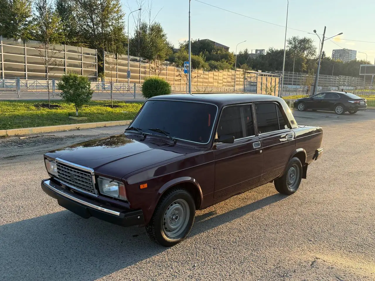 1 владелец, в родной краске, опрятный салон - Авто в Тюмень
