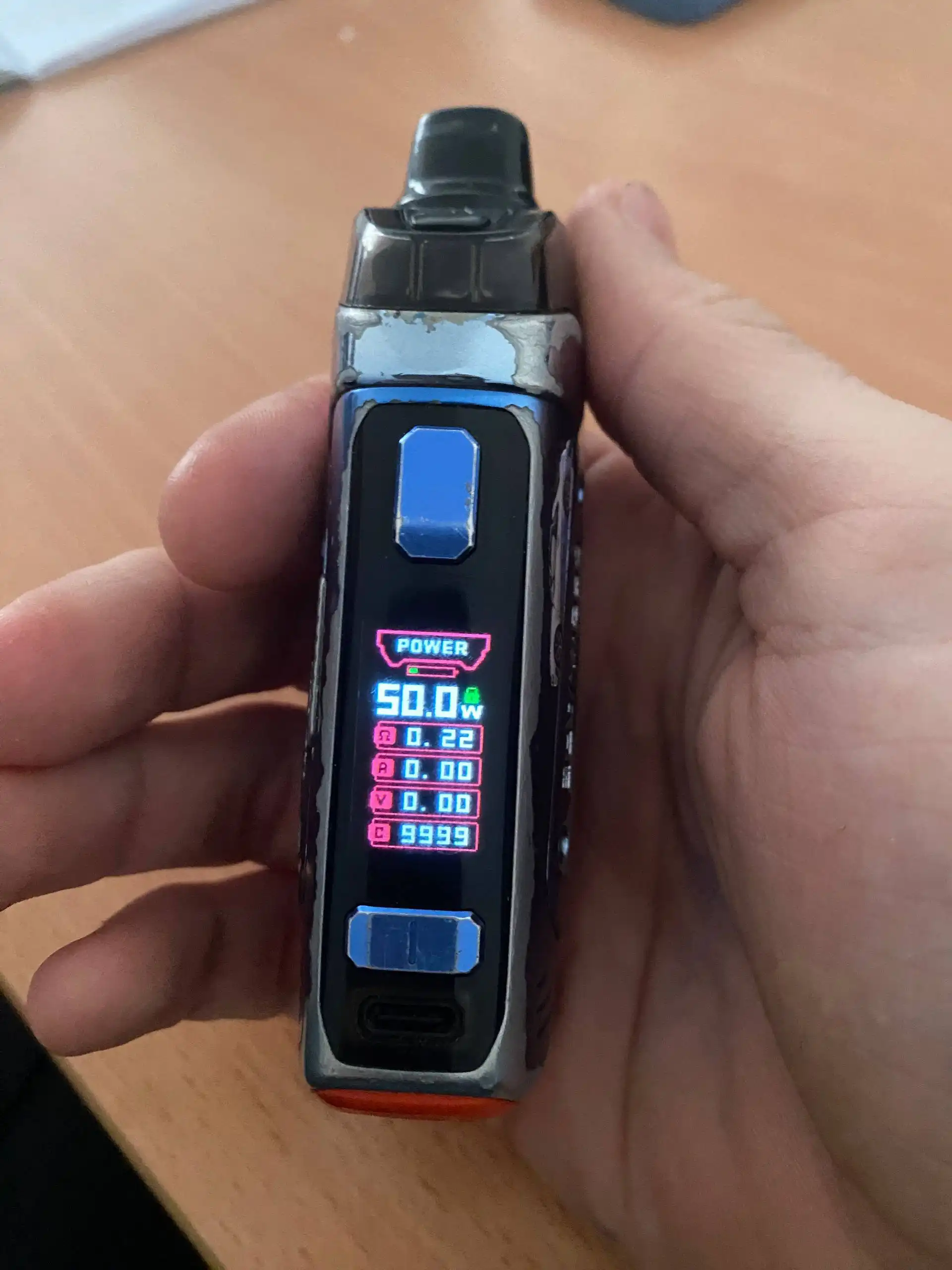 Продам банку злой монашки