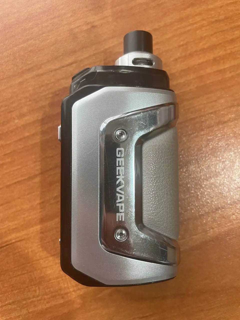 Продам женскую куртку - Верхняя одежда (Одежда) в Магнитогорск