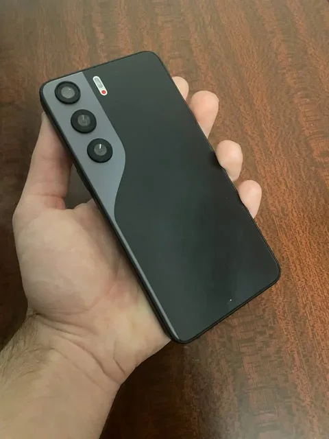 Продам телефон 512 ГБ 12 ГБ оперативной памяти - частное объявление в Магнитогорск