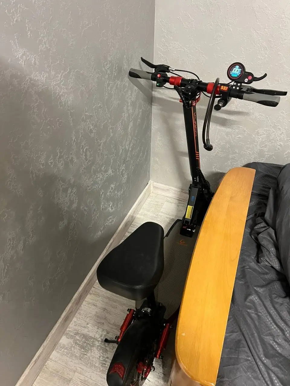 Продам электросамокат Kugoo M4 Pro 2025 года - Электросамокаты (Электроника) в Магнитогорск