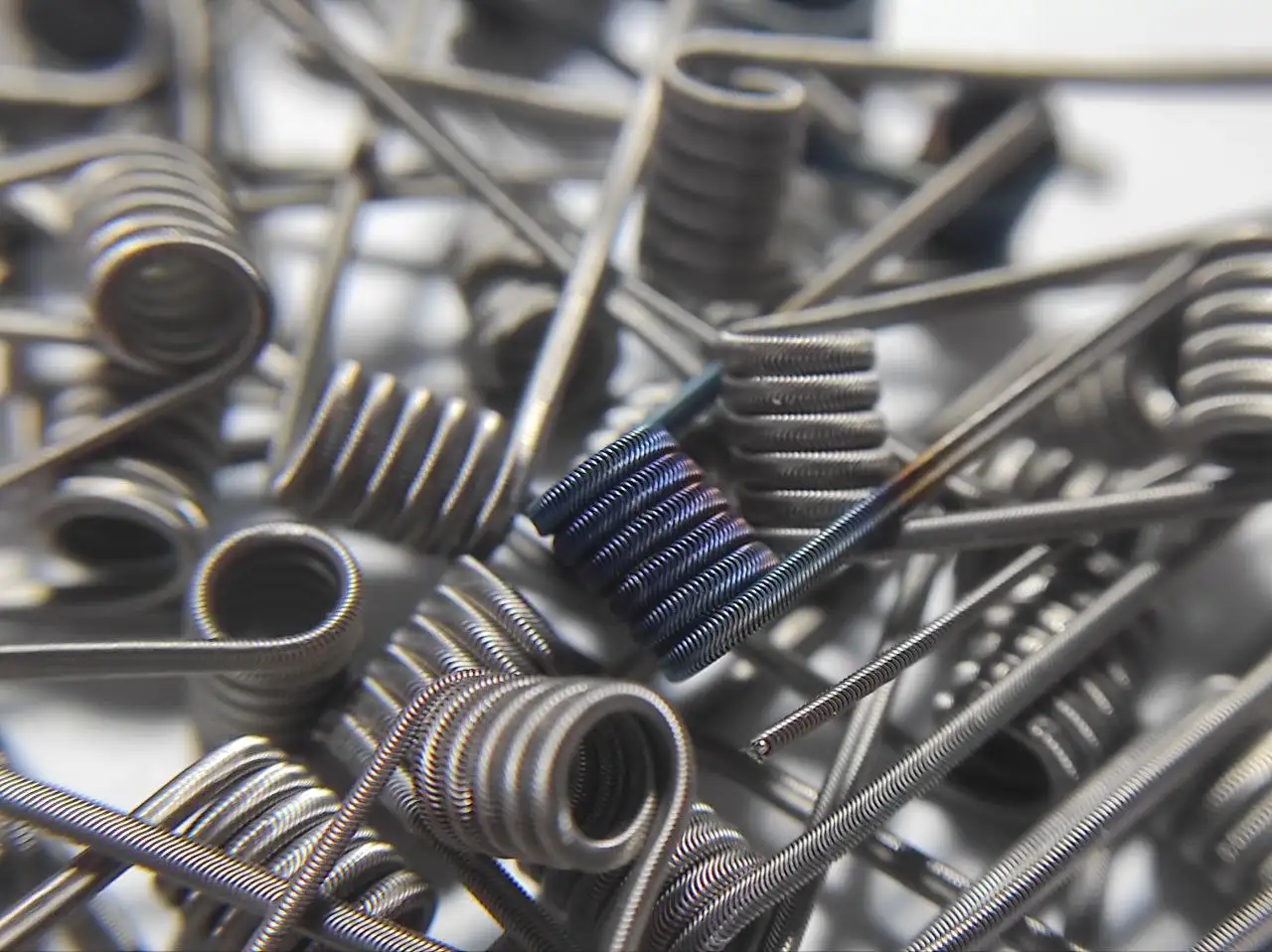 Спирали для устройств - Электроника (Барахолка) в Магнитогорск