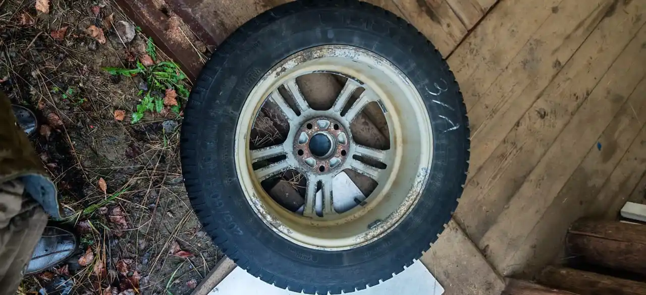 Продажа зимних шипованных шин NORD FROST 200