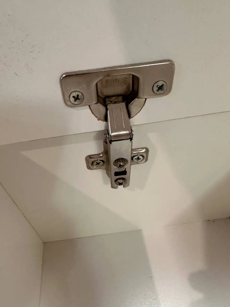 Шкафчик для ванной