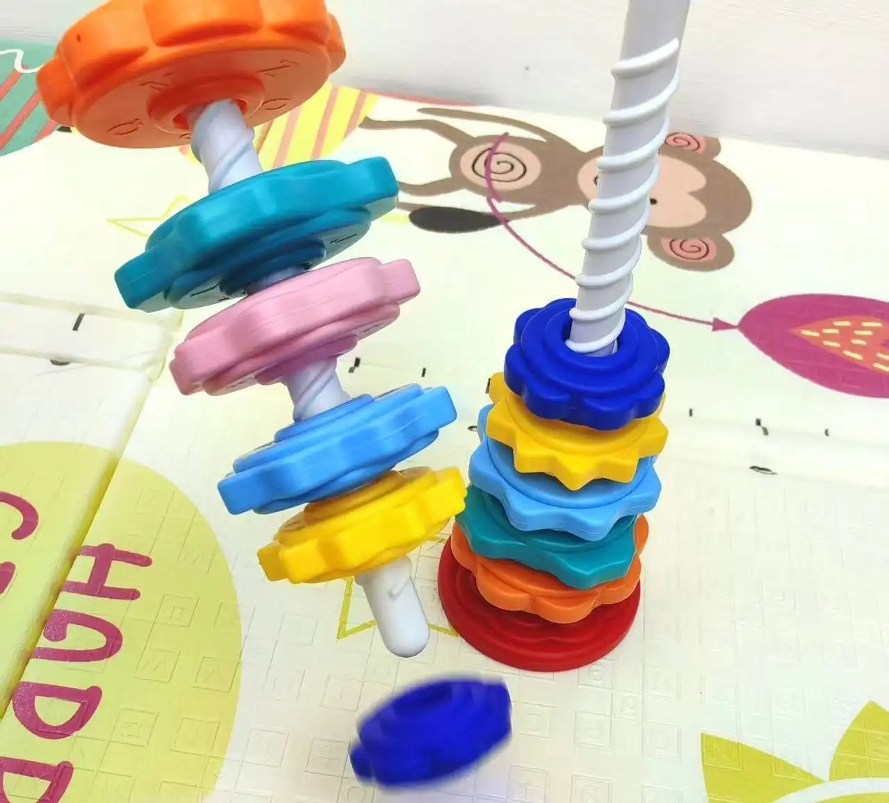 Пирамидка вращающаяся