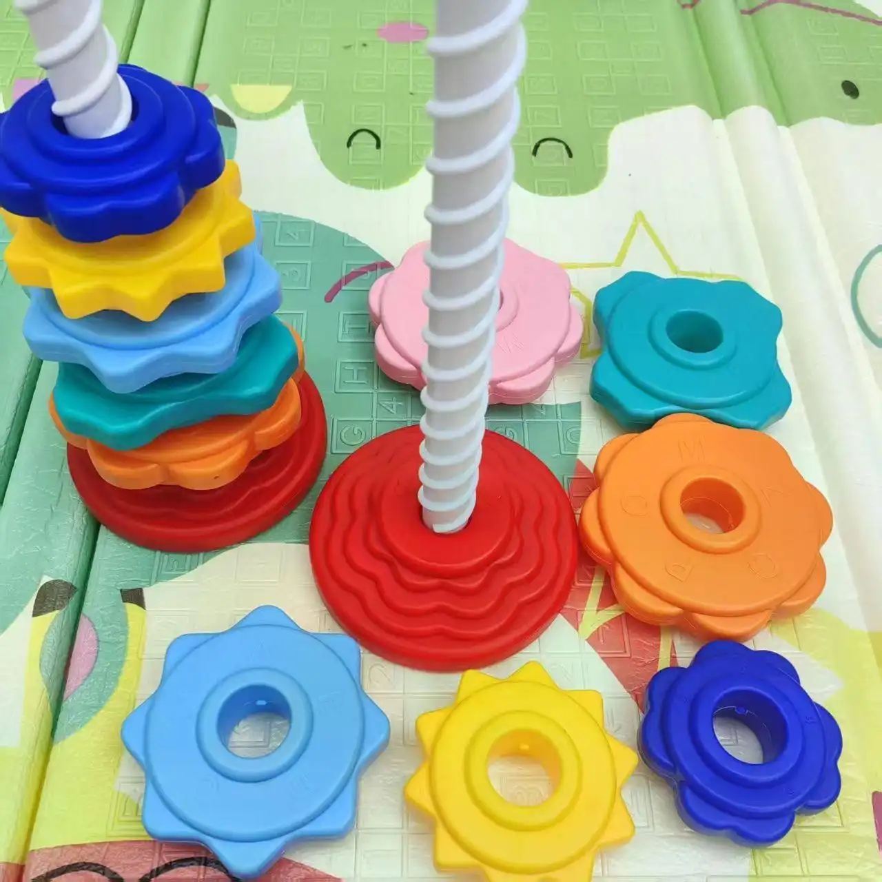 Пирамидка вращающаяся